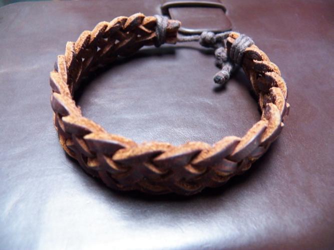 bracelet en cuir 